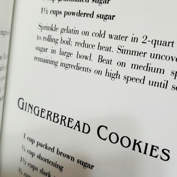Betty Crocker's Ultimate Cookie Book Hard Cover 100s of Cookie Recipes - Picture 12 of 16